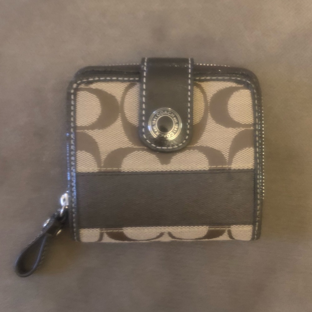Authentic Coach wallet
